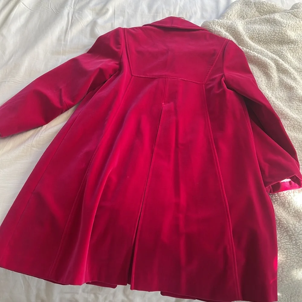 VINTAGE Raspberry Velvet Coat - Picture 8 of 12